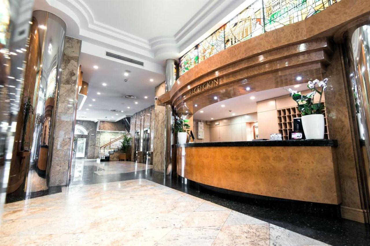 Hotel Vp Madrono Madrid Exteriér fotografie